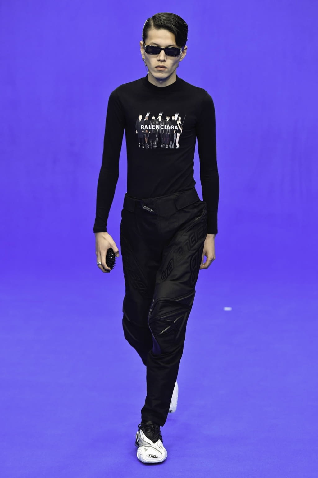 Fashion Week Paris Spring/Summer 2020 look 44 from the Balenciaga collection 男装