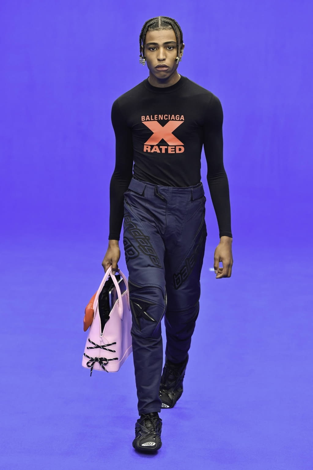 Fashion Week Paris Spring/Summer 2020 look 46 from the Balenciaga collection menswear