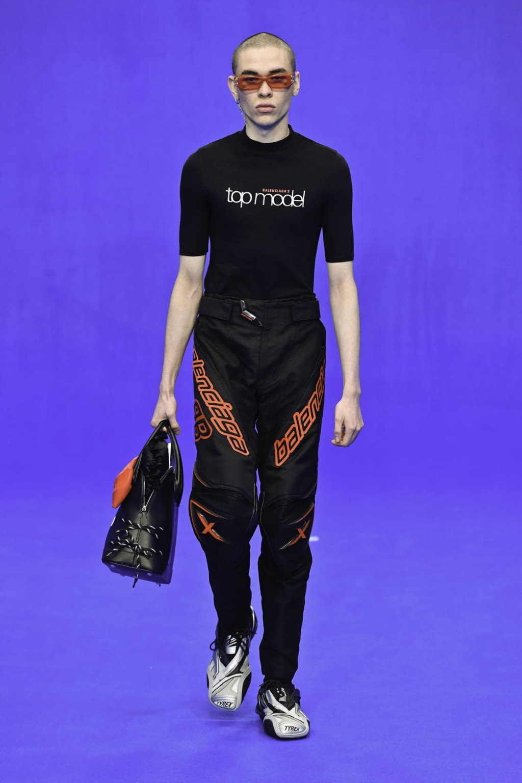 Fashion Week Paris Spring/Summer 2020 look 50 from the Balenciaga collection menswear