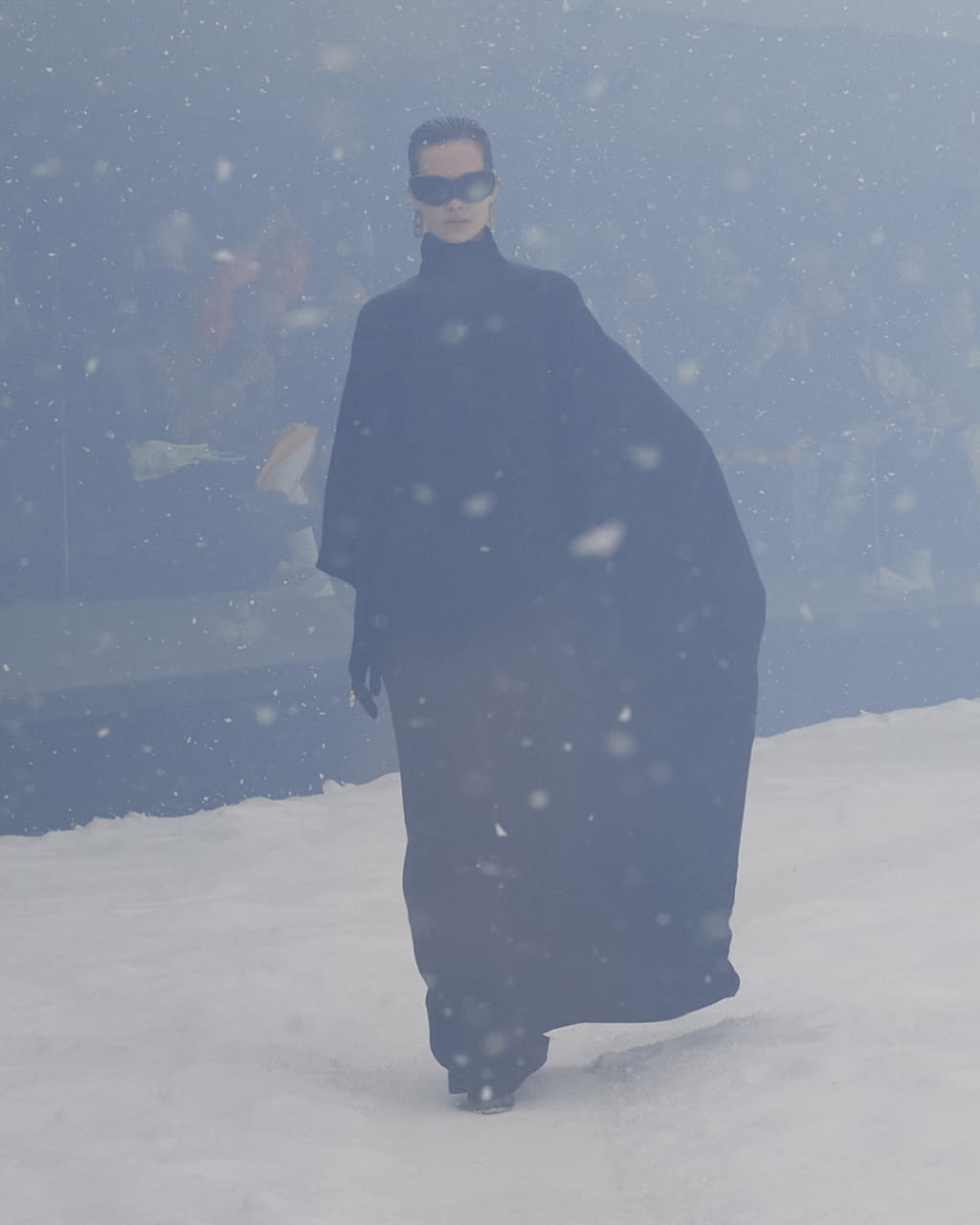 Fashion Week Paris Fall/Winter 2022 look 11 from the Balenciaga collection womenswear