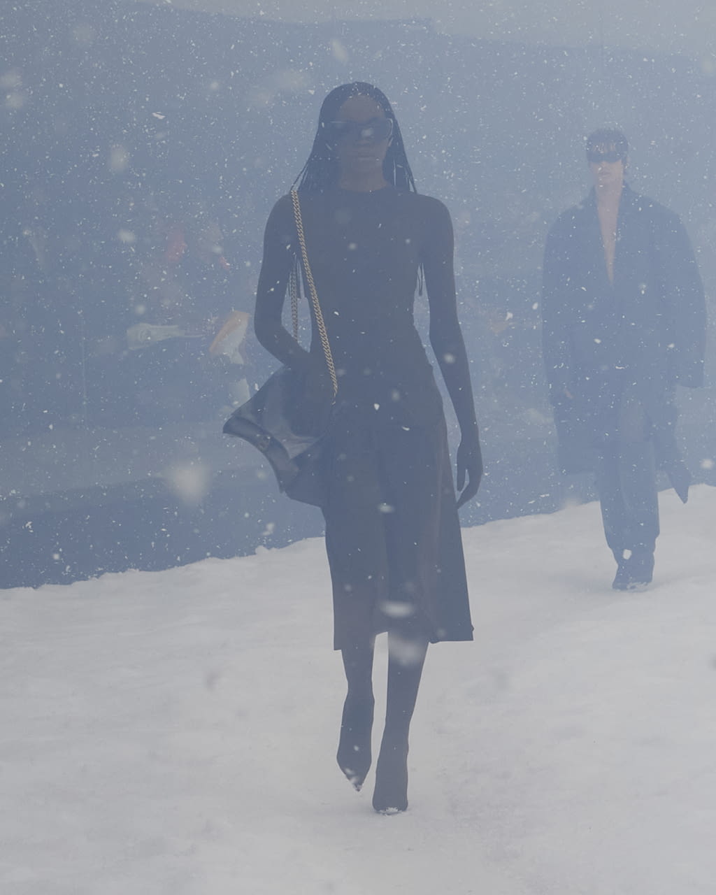 Fashion Week Paris Fall/Winter 2022 look 17 de la collection Balenciaga womenswear