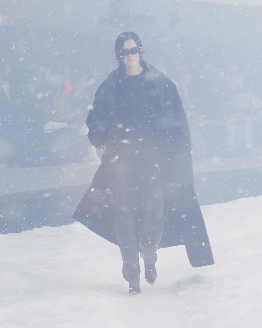 Fashion Week Paris Fall/Winter 2022 look 37 from the Balenciaga collection womenswear