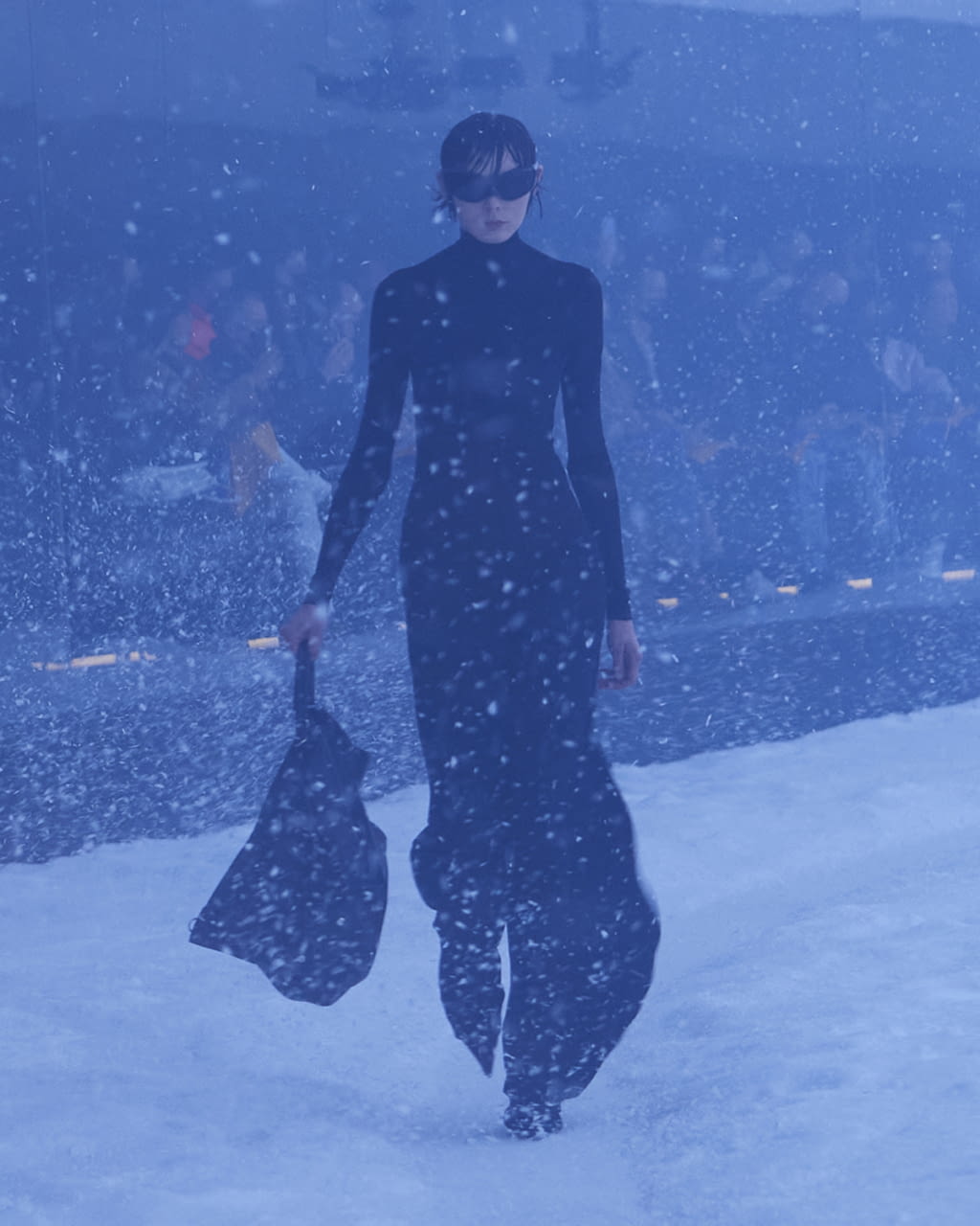 Fashion Week Paris Fall/Winter 2022 look 59 from the Balenciaga collection womenswear