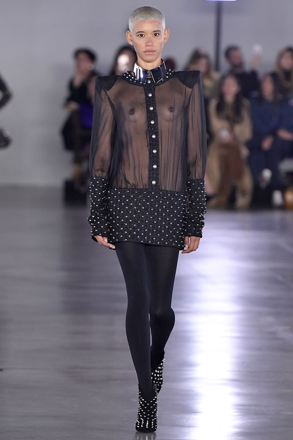Fashion Week Paris Fall/Winter 2019 look 5 from the Balmain collection womenswear