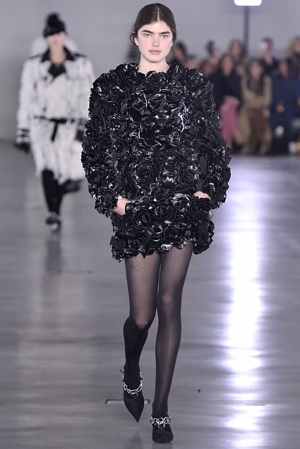 Fashion Week Paris Fall/Winter 2019 look 25 de la collection Balmain womenswear
