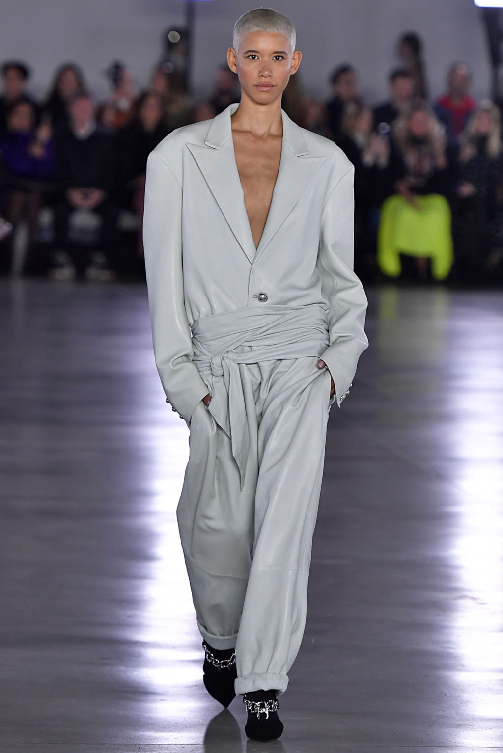 Fashion Week Paris Fall/Winter 2019 look 57 de la collection Balmain womenswear