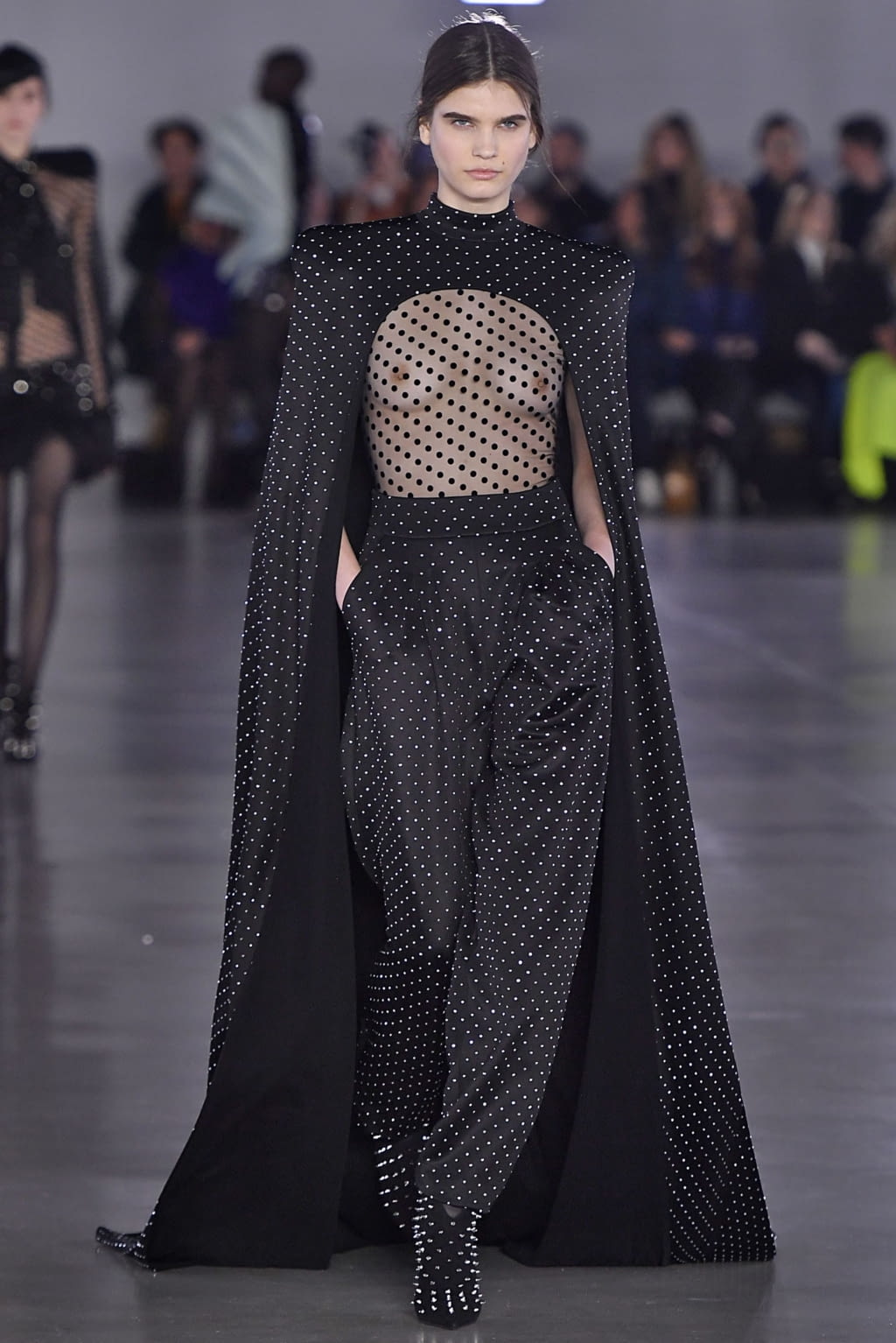 Fashion Week Paris Fall/Winter 2019 look 66 de la collection Balmain womenswear
