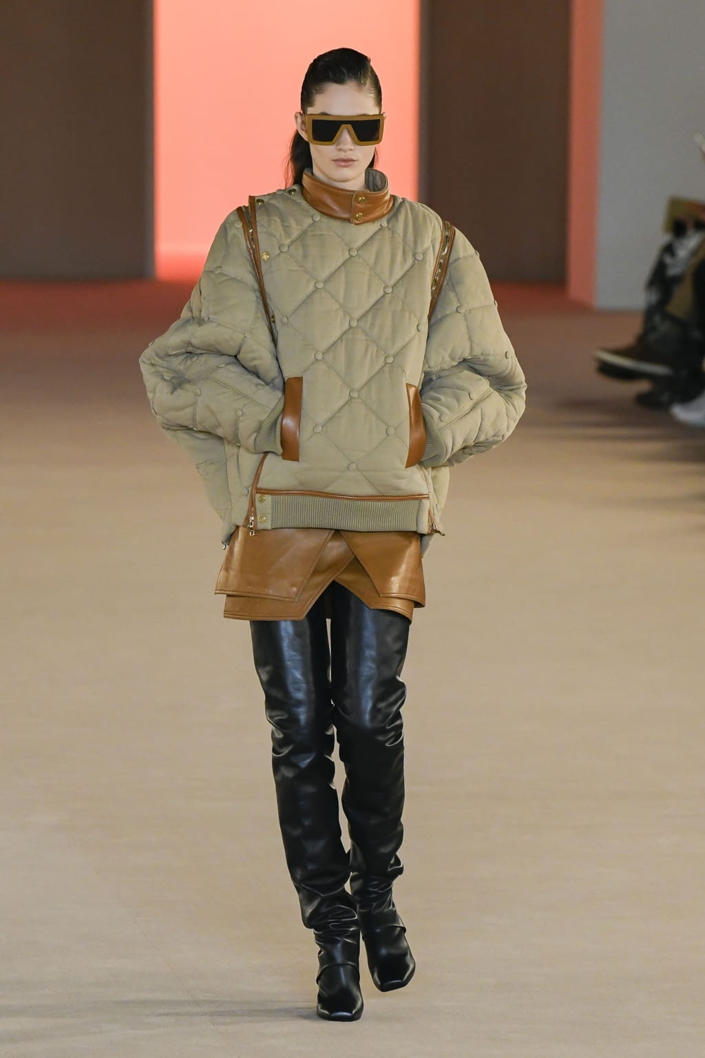 Fashion Week Paris Fall/Winter 2020 look 12 from the Balmain collection womenswear