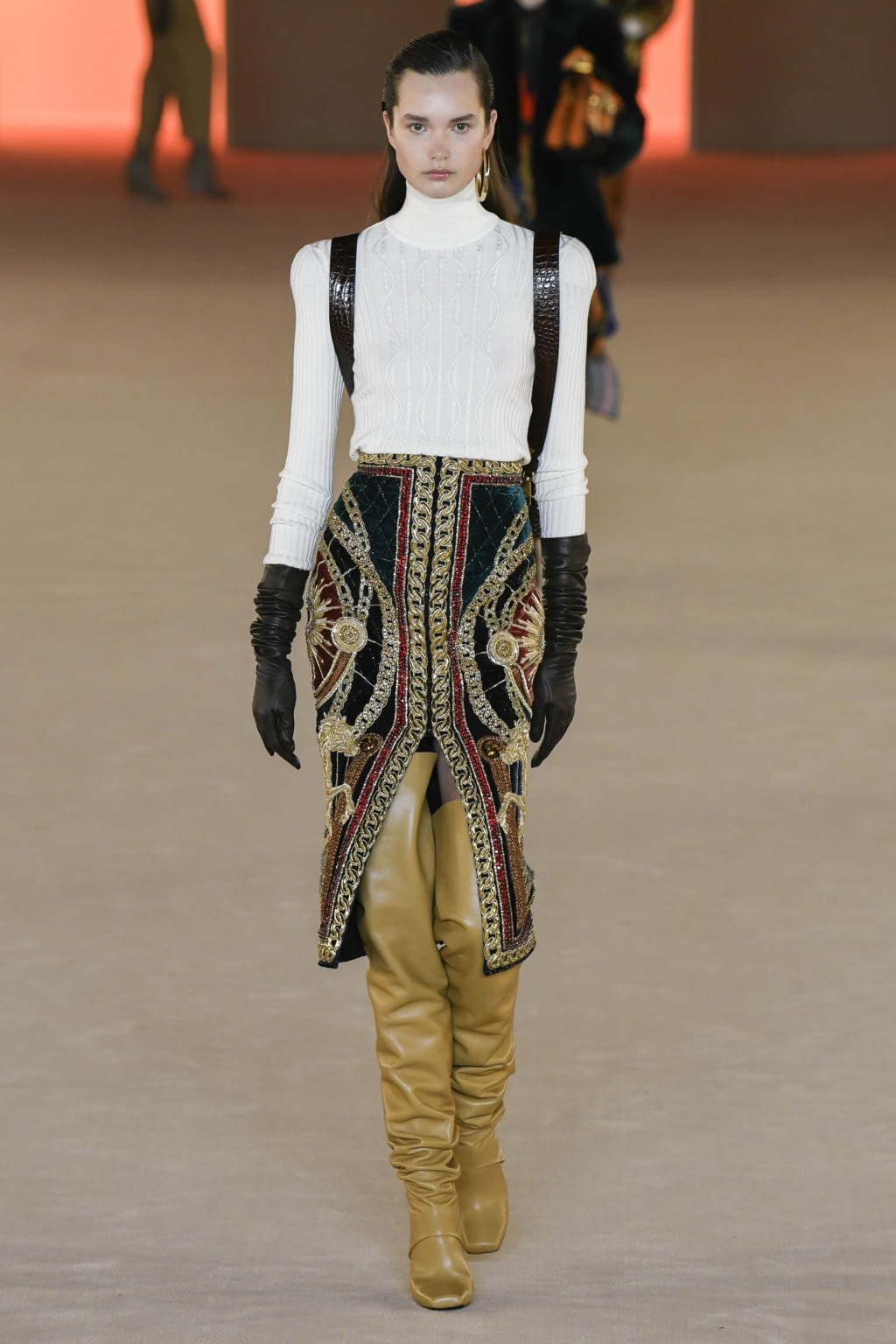 Fashion Week Paris Fall/Winter 2020 look 22 from the Balmain collection 女装