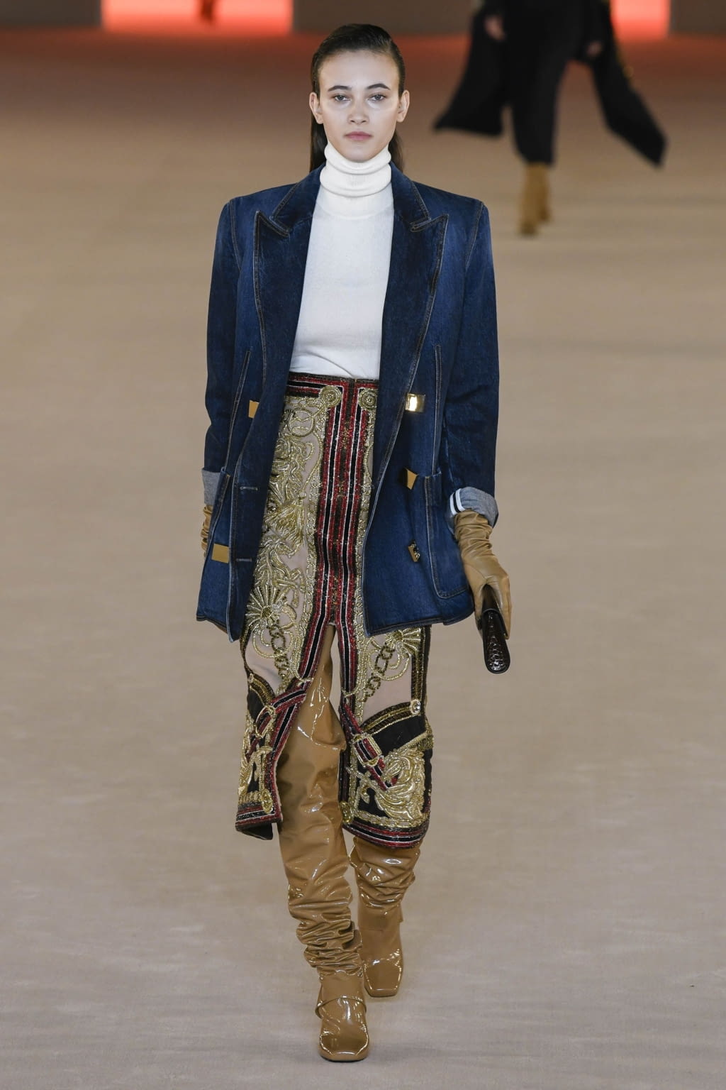 Fashion Week Paris Fall/Winter 2020 look 38 from the Balmain collection 女装