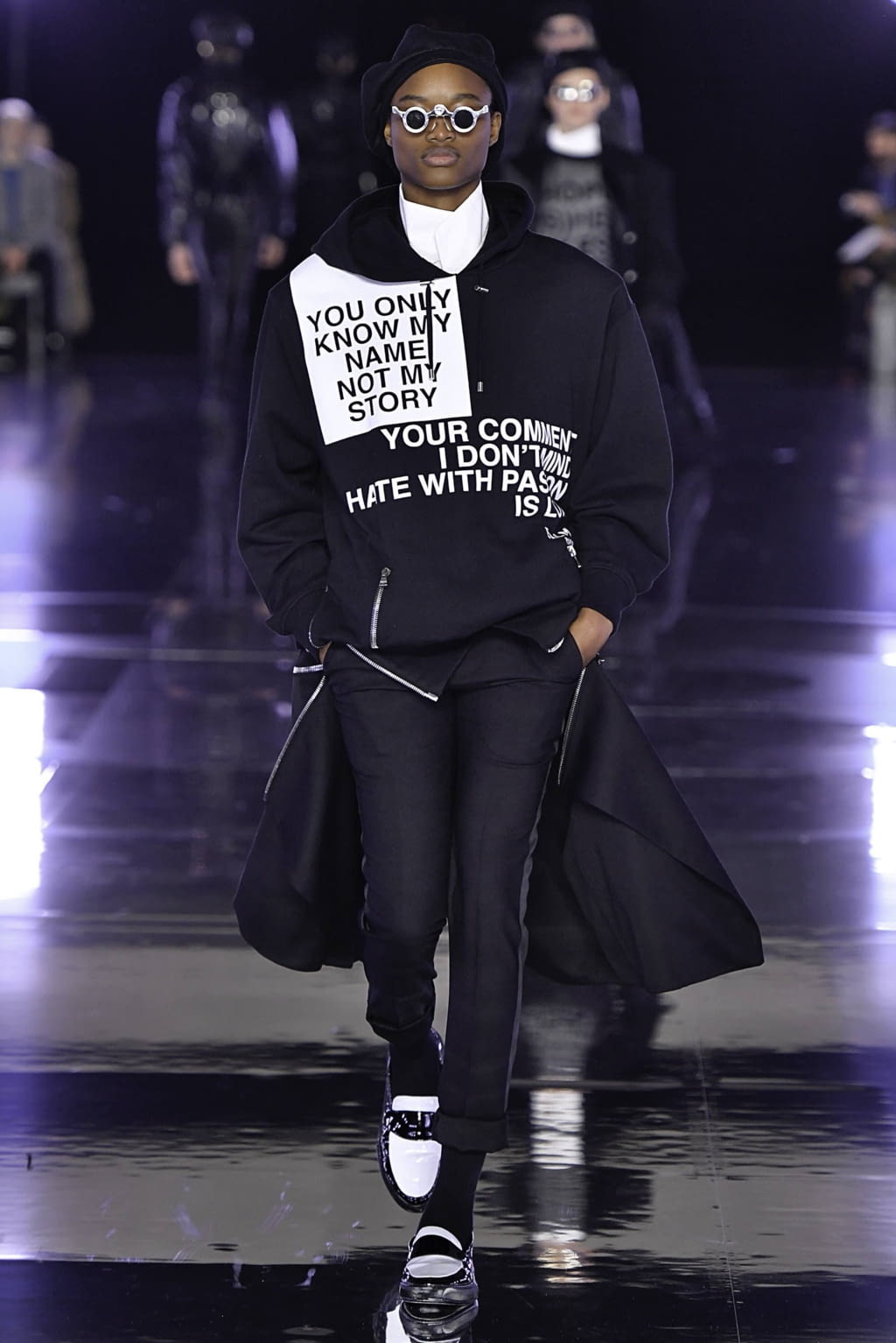 Fashion Week Paris Fall/Winter 2019 look 94 from the Balmain collection menswear
