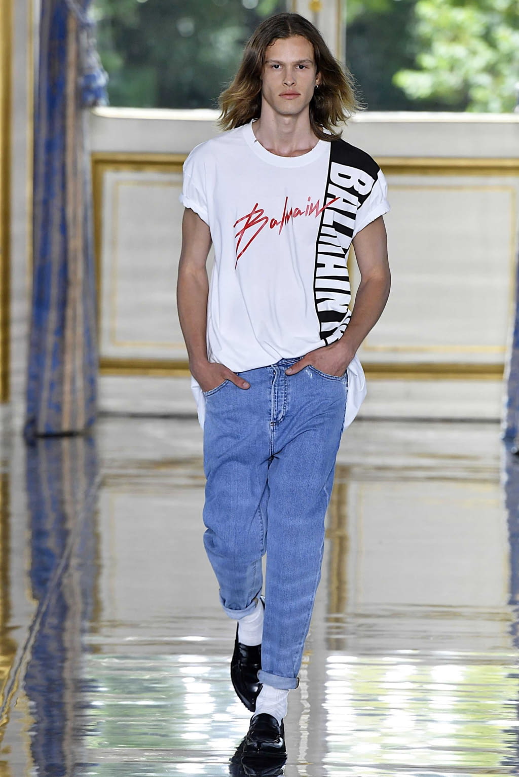 Fashion Week Paris Spring/Summer 2019 look 8 from the Balmain collection 男装
