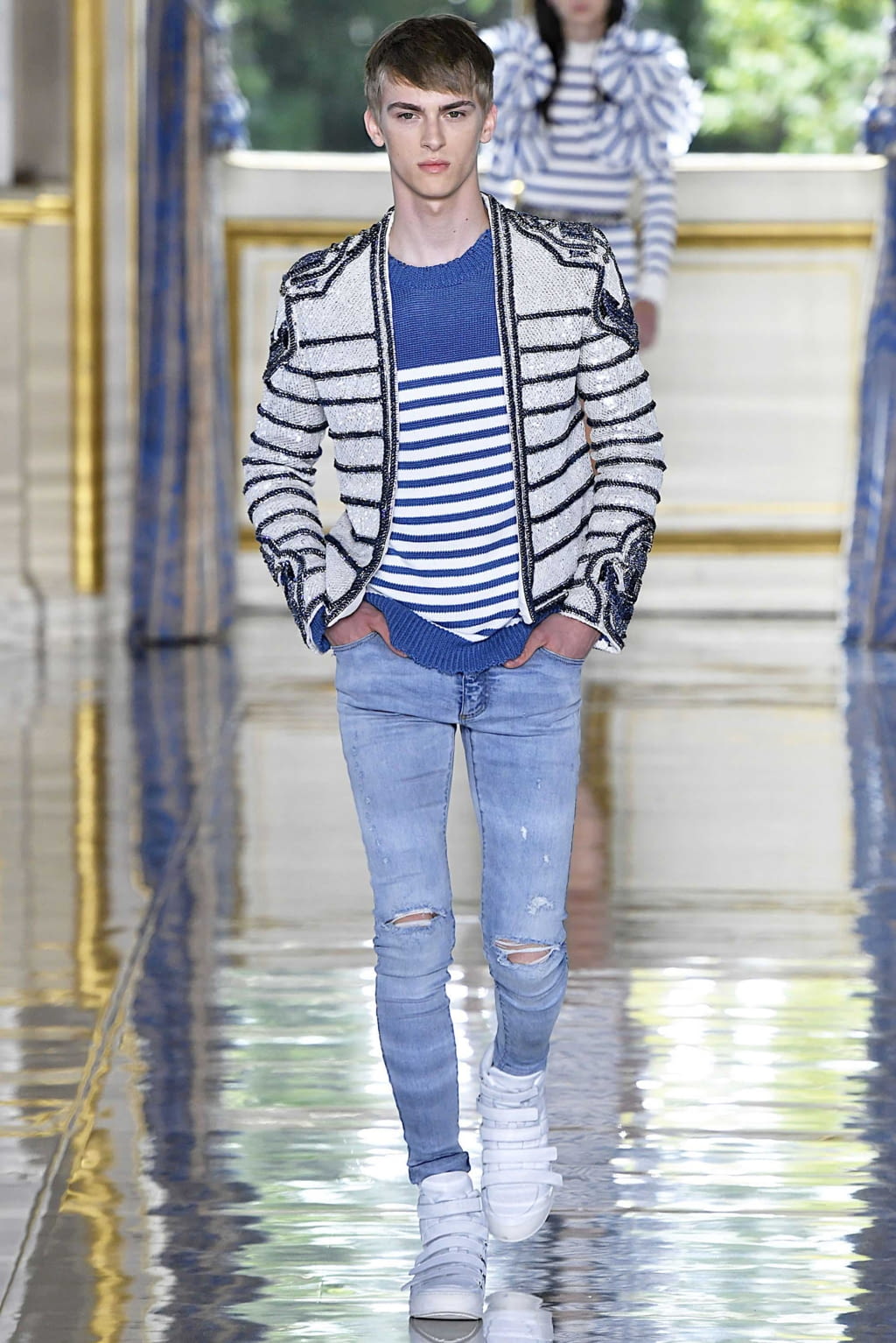 Fashion Week Paris Spring/Summer 2019 look 15 from the Balmain collection 男装