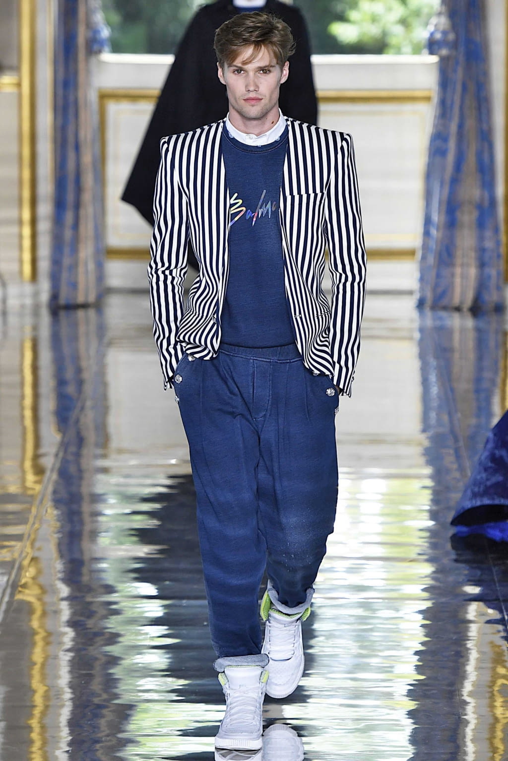 Fashion Week Paris Spring/Summer 2019 look 22 from the Balmain collection 男装