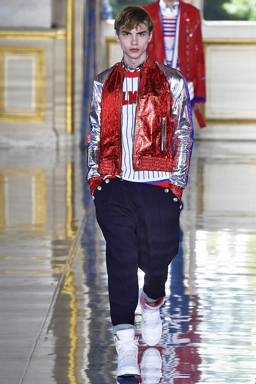 Fashion Week Paris Spring/Summer 2019 look 37 from the Balmain collection 男装