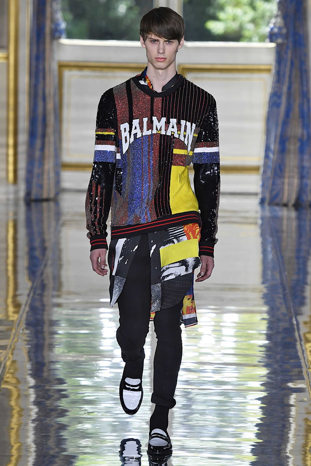 Fashion Week Paris Spring/Summer 2019 look 49 from the Balmain collection 男装