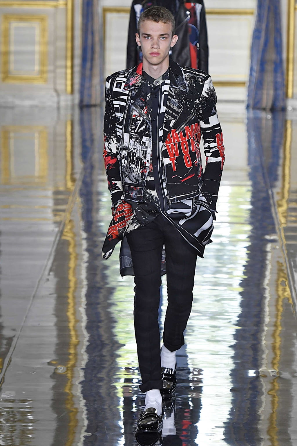 Fashion Week Paris Spring/Summer 2019 look 60 from the Balmain collection 男装