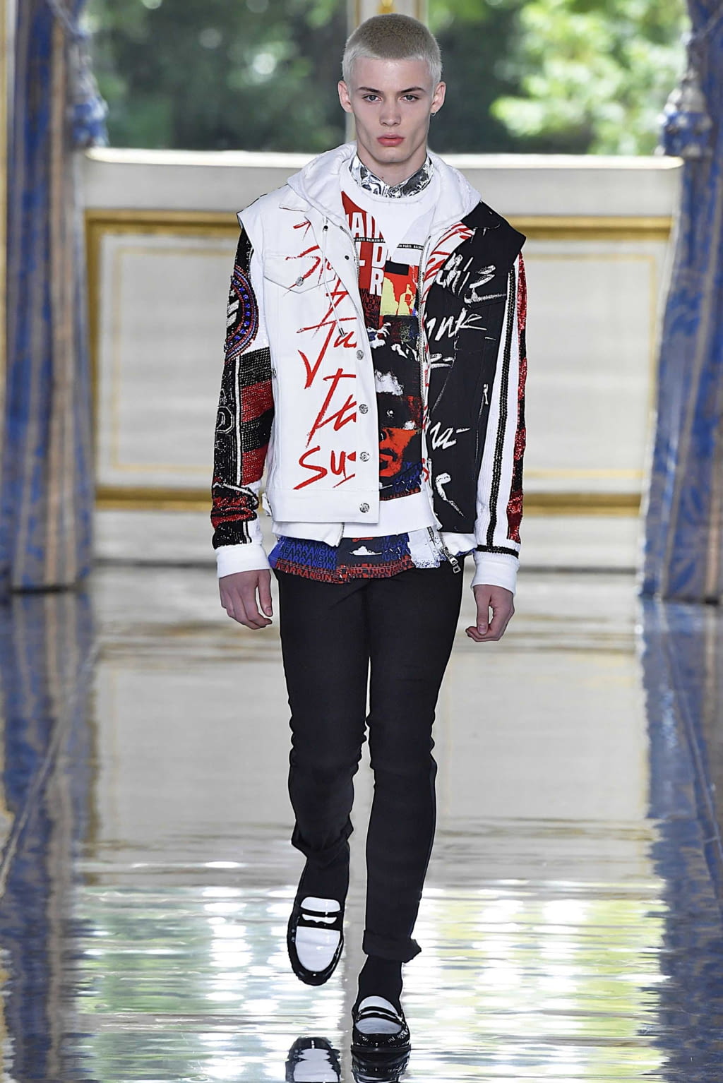 Fashion Week Paris Spring/Summer 2019 look 65 from the Balmain collection 男装