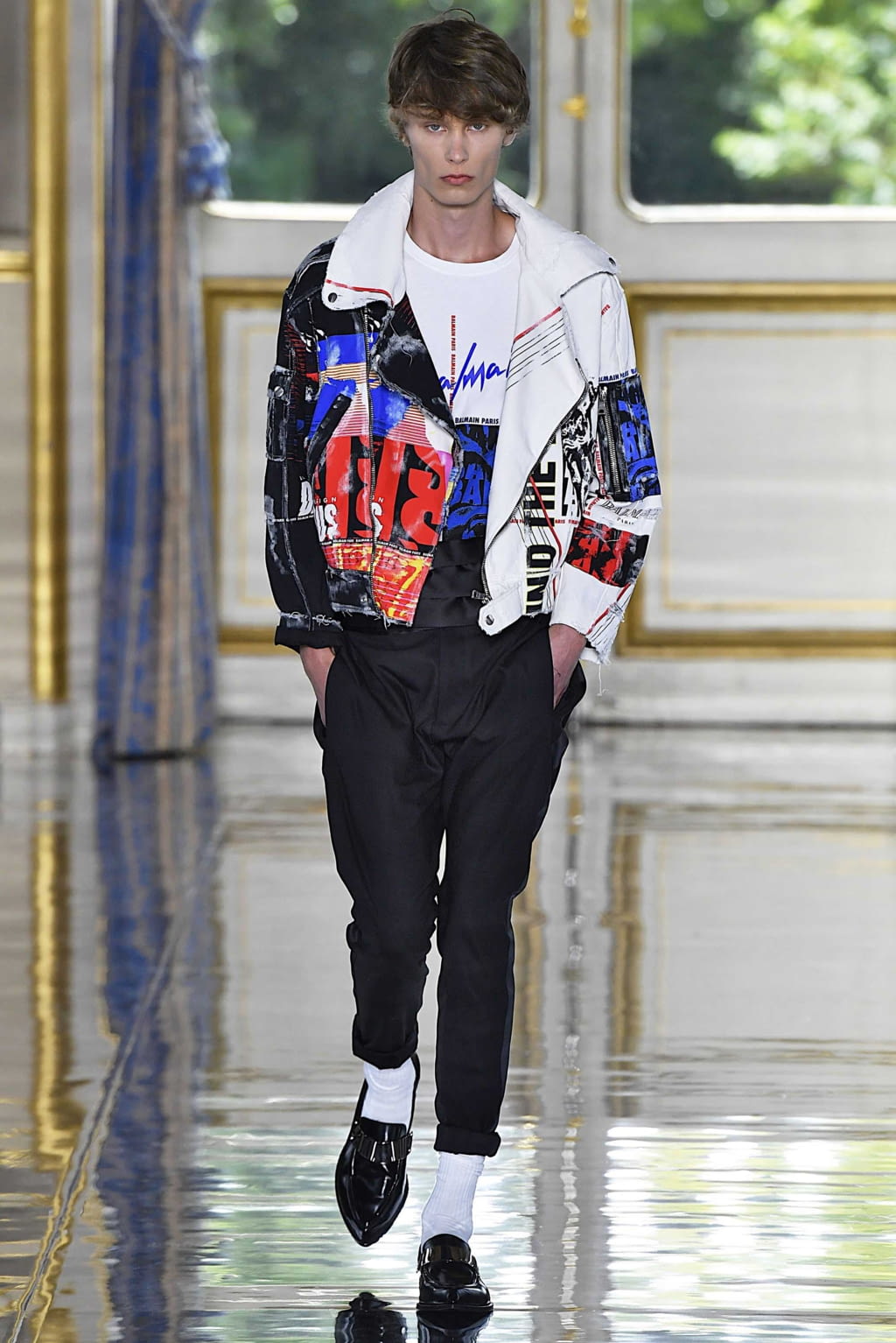 Fashion Week Paris Spring/Summer 2019 look 68 from the Balmain collection 男装