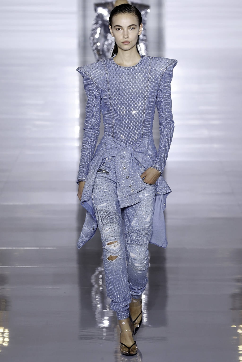 Fashion Week Paris Spring/Summer 2019 look 29 from the Balmain collection womenswear