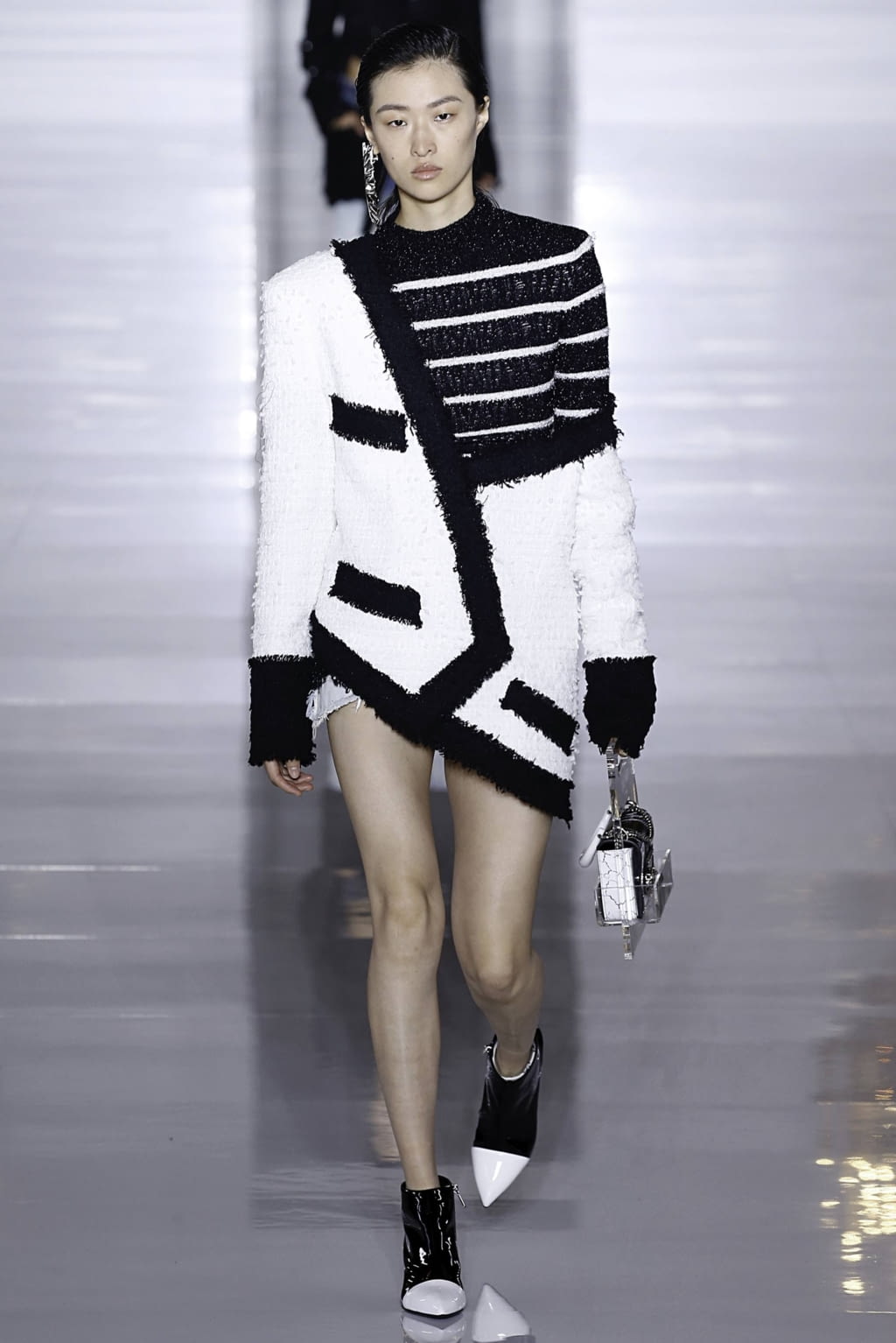 Fashion Week Paris Spring/Summer 2019 look 61 from the Balmain collection 女装
