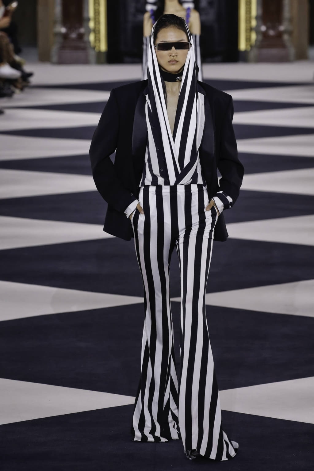 Fashion Week Paris Spring/Summer 2020 look 26 from the Balmain collection 女装