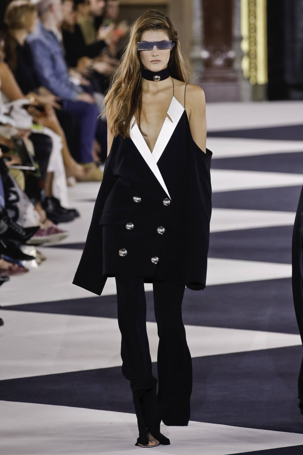 Fashion Week Paris Spring/Summer 2020 look 103 from the Balmain collection womenswear