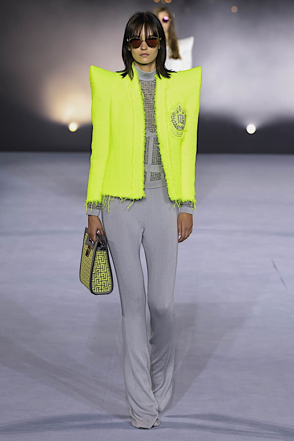 Fashion Week Paris Spring/Summer 2021 look 28 from the Balmain collection 女装