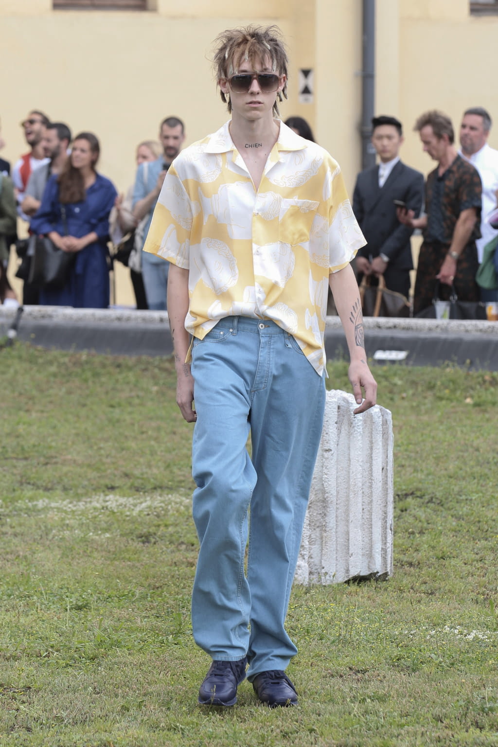 Fashion Week Florence Spring/Summer 2019 look 9 from the Band of Outsiders collection 男装