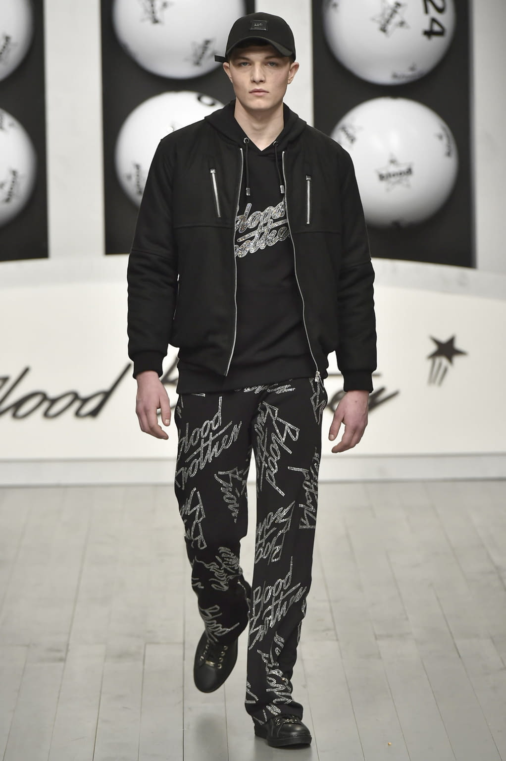 Fashion Week London Fall/Winter 2018 look 9 de la collection Blood Brother menswear