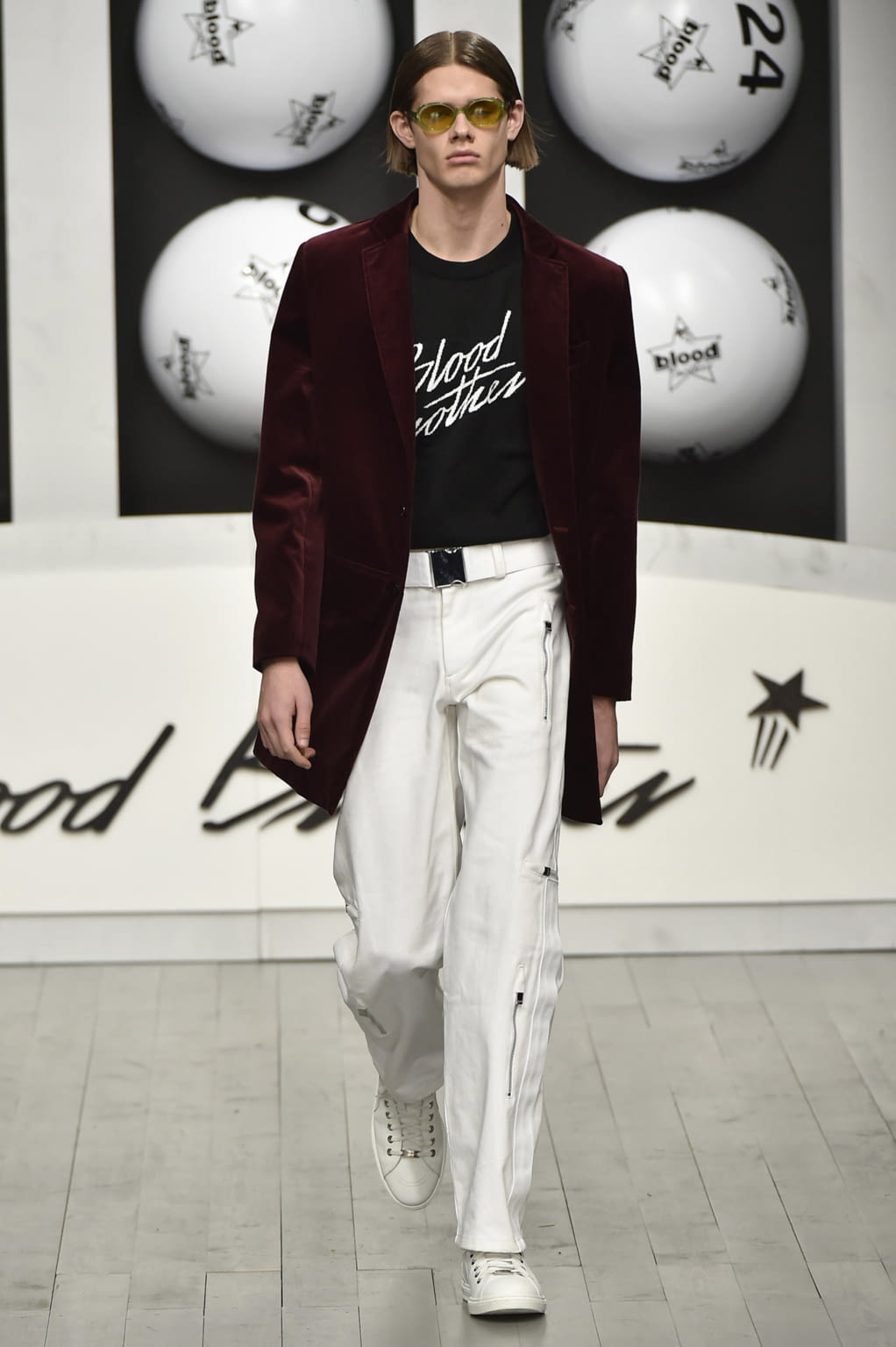 Fashion Week London Fall/Winter 2018 look 18 de la collection Blood Brother menswear