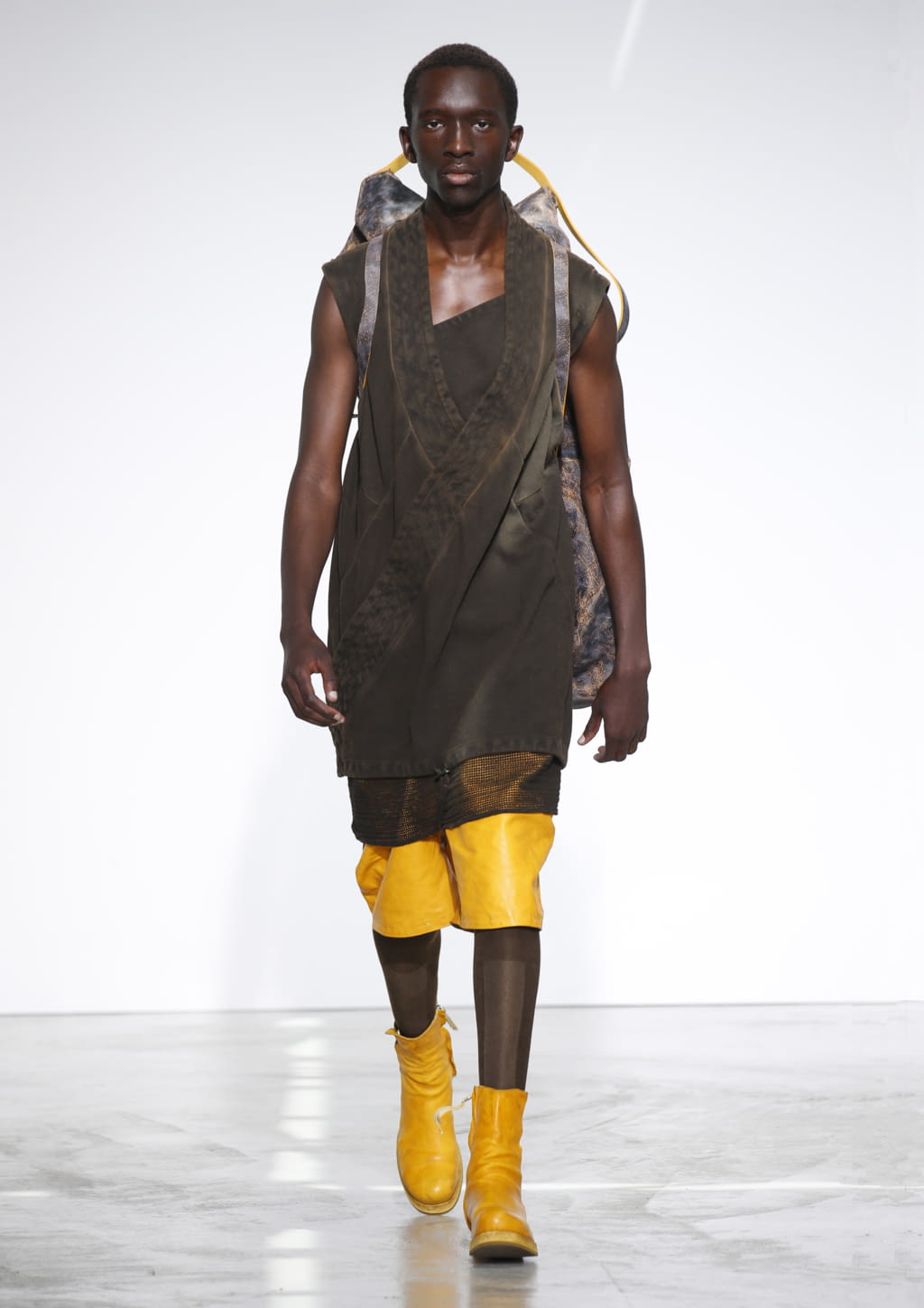 Fashion Week Paris Spring/Summer 2017 look 17 from the Boris Bidjan Saberi collection menswear