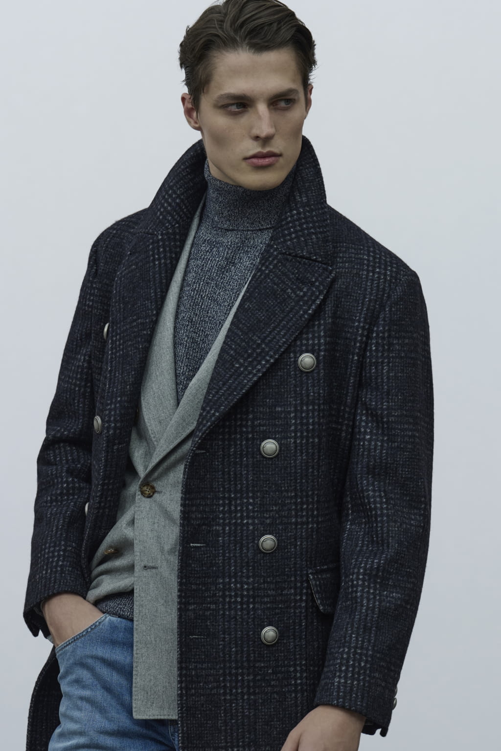 Fashion Week Milan Fall/Winter 2022 look 14 from the Brunello Cucinelli collection menswear