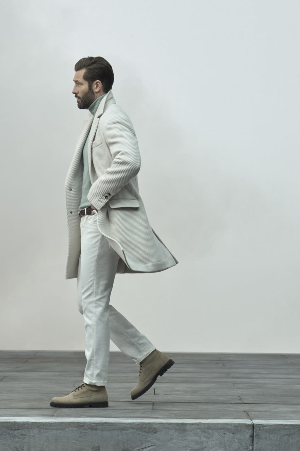 Fashion Week Milan Fall/Winter 2022 look 23 de la collection Brunello Cucinelli menswear