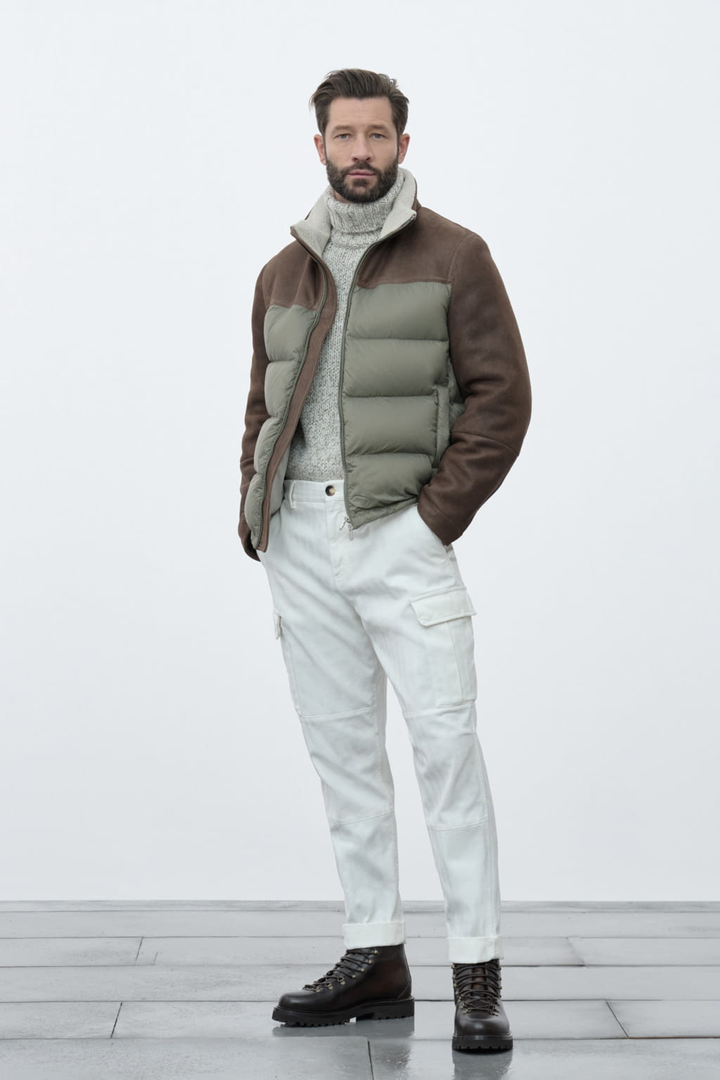 Fashion Week Milan Fall/Winter 2022 look 33 from the Brunello Cucinelli collection menswear