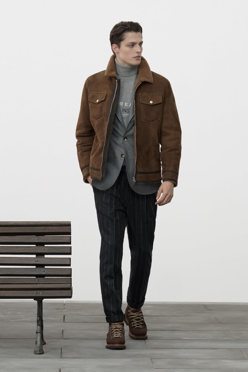 Fashion Week Milan Fall/Winter 2022 look 36 from the Brunello Cucinelli collection menswear