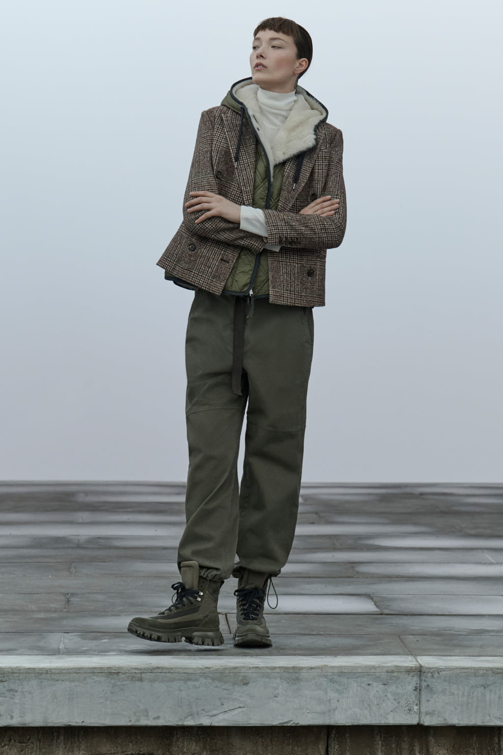 Fashion Week Milan Fall/Winter 2022 look 19 from the Brunello Cucinelli collection 女装