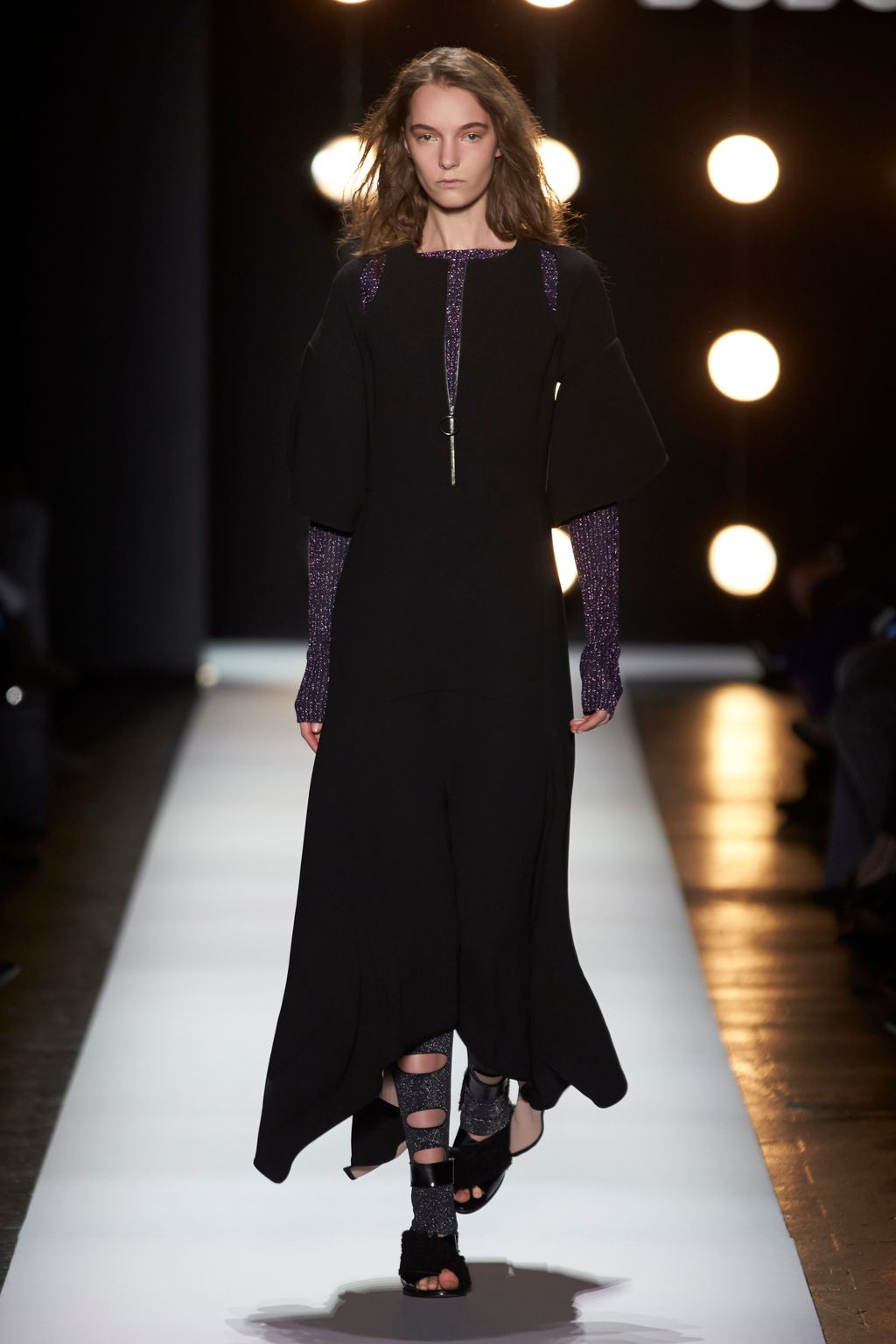 Fashion Week New York Fall/Winter 2016 look 15 from the BCBG MAXAZRIA collection 女装
