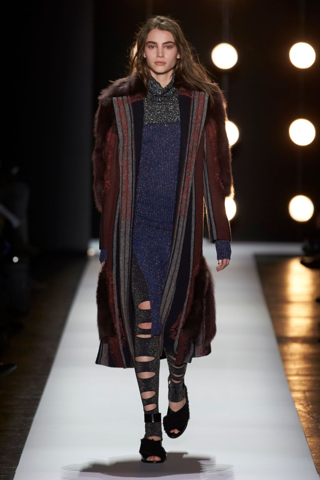 Fashion Week New York Fall/Winter 2016 look 22 from the BCBG MAXAZRIA collection 女装