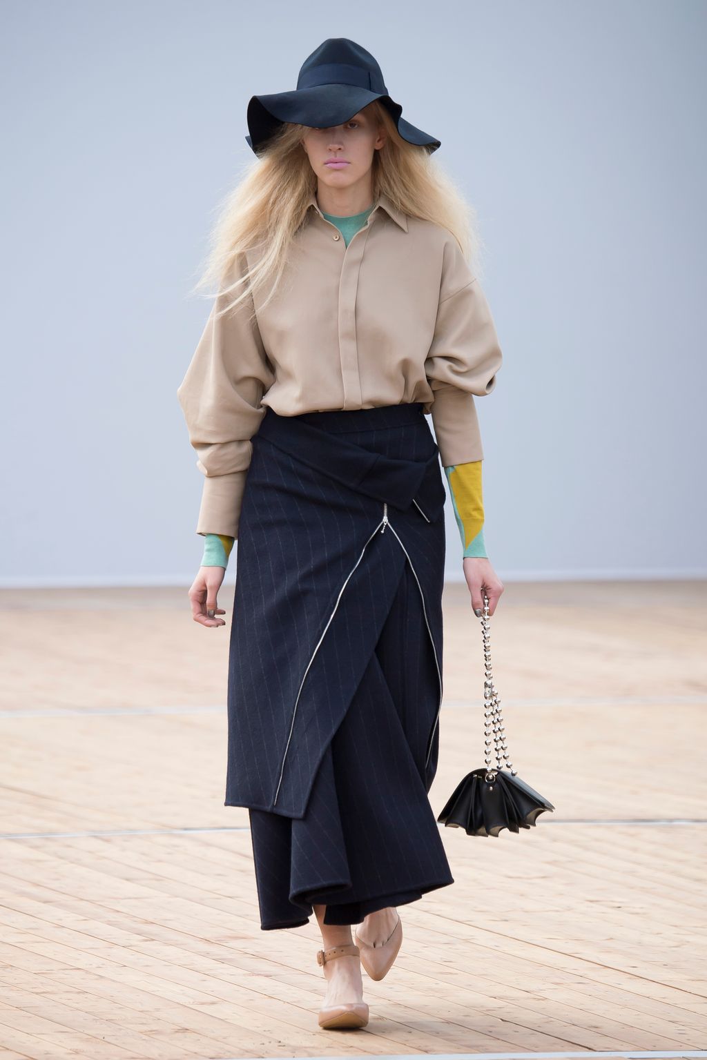 Fashion Week Paris Fall/Winter 2018 look 18 from the Beautiful People collection womenswear