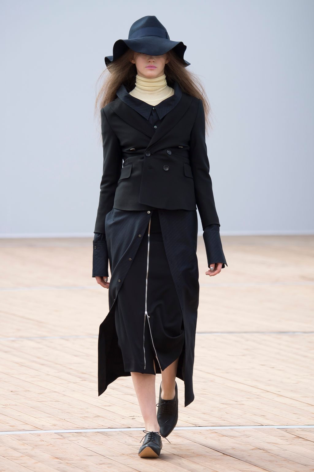Fashion Week Paris Fall/Winter 2018 look 4 from the Beautiful People collection womenswear