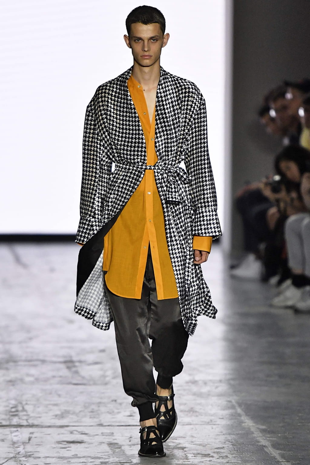 Fashion Week Milan Spring/Summer 2020 look 13 from the BED j.w. FORD collection 男装