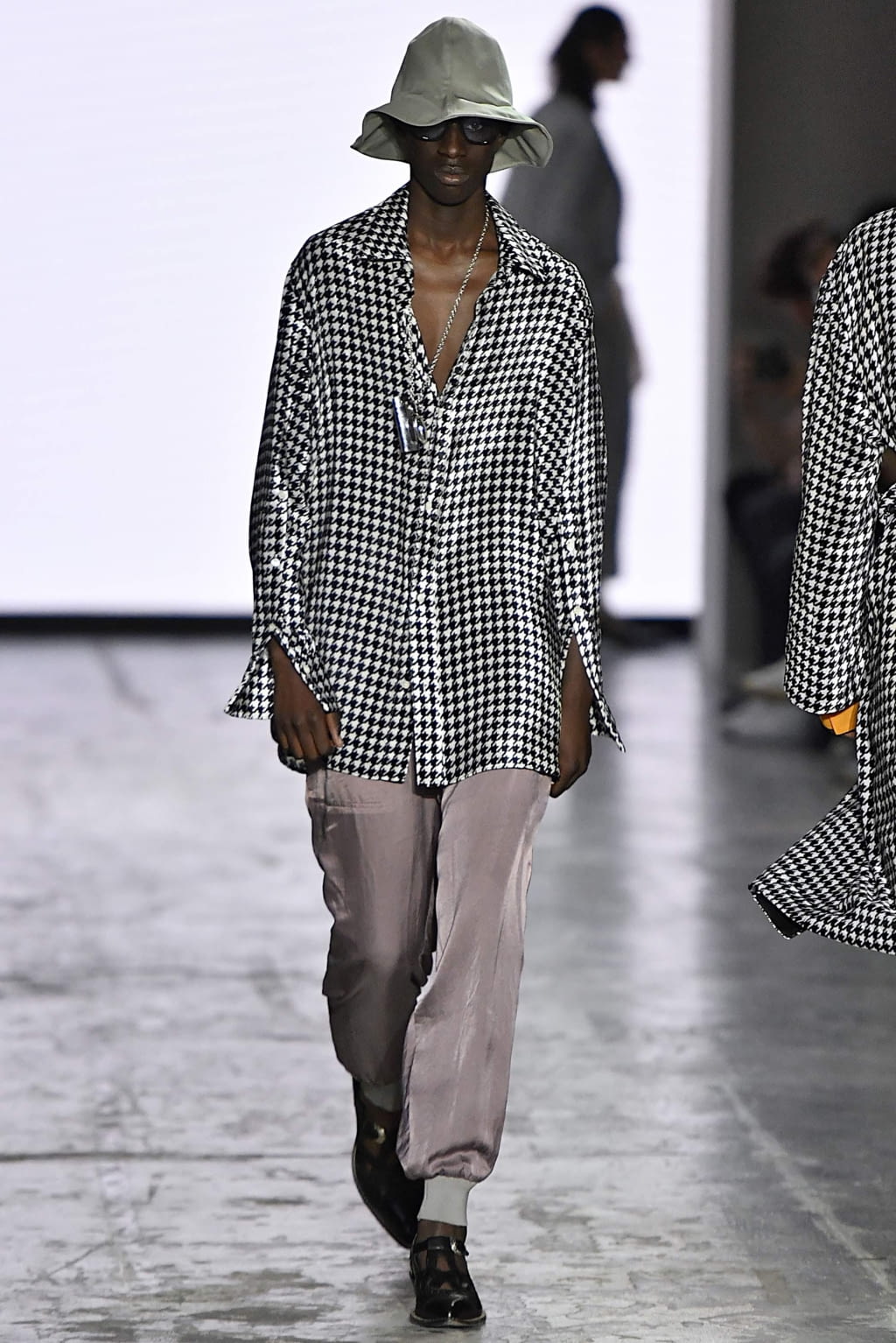 Fashion Week Milan Spring/Summer 2020 look 14 from the BED j.w. FORD collection menswear