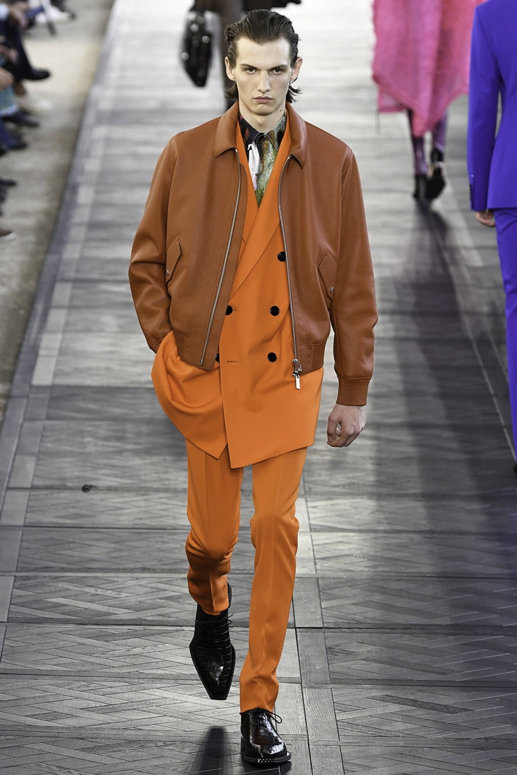 Fashion Week Paris Spring/Summer 2020 look 27 from the Berluti collection menswear