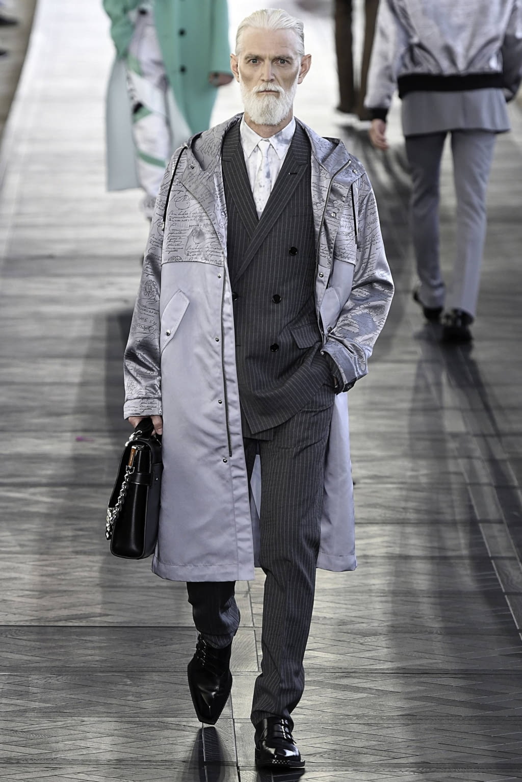 Fashion Week Paris Spring/Summer 2020 look 31 from the Berluti collection menswear