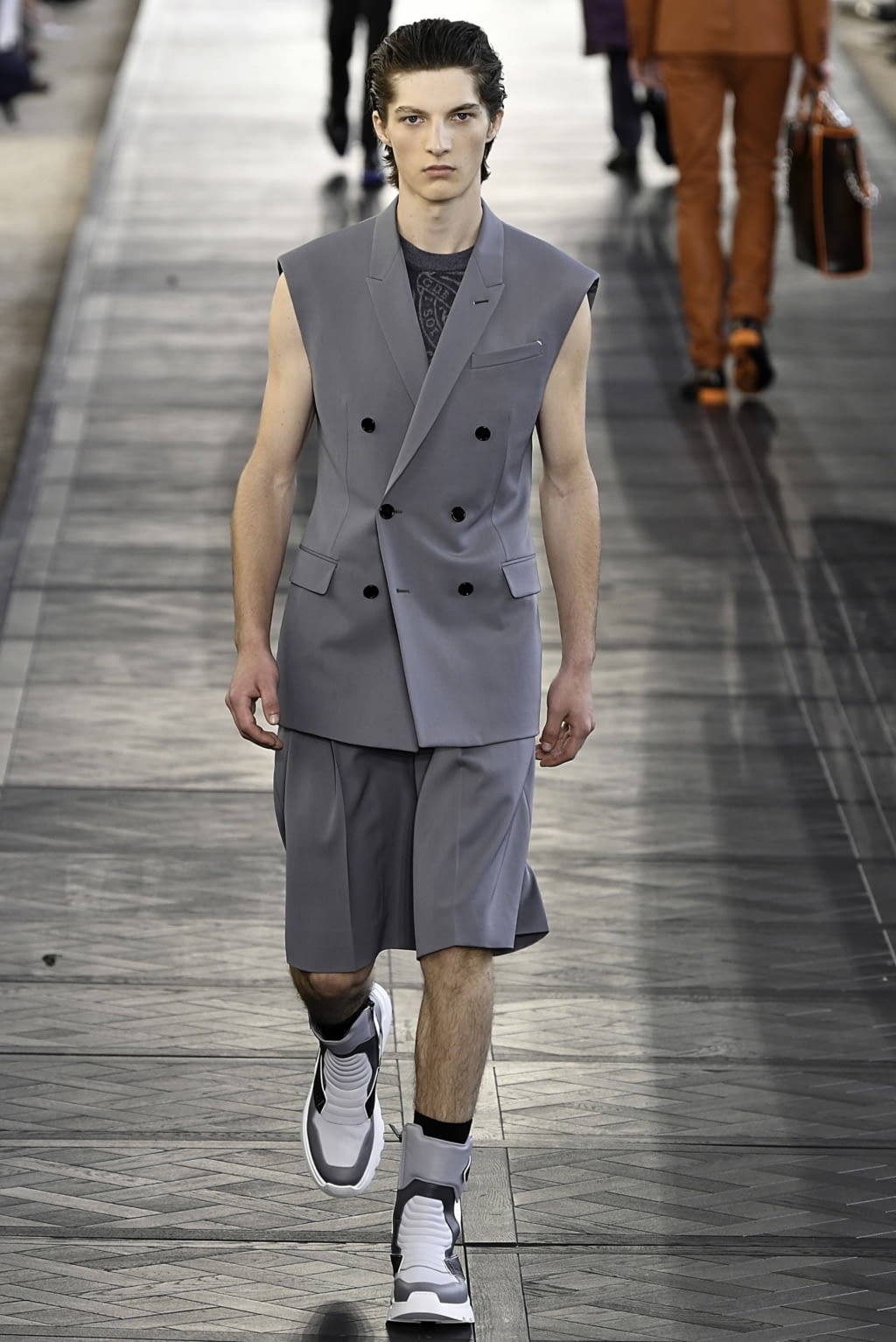 Fashion Week Paris Spring/Summer 2020 look 41 from the Berluti collection menswear