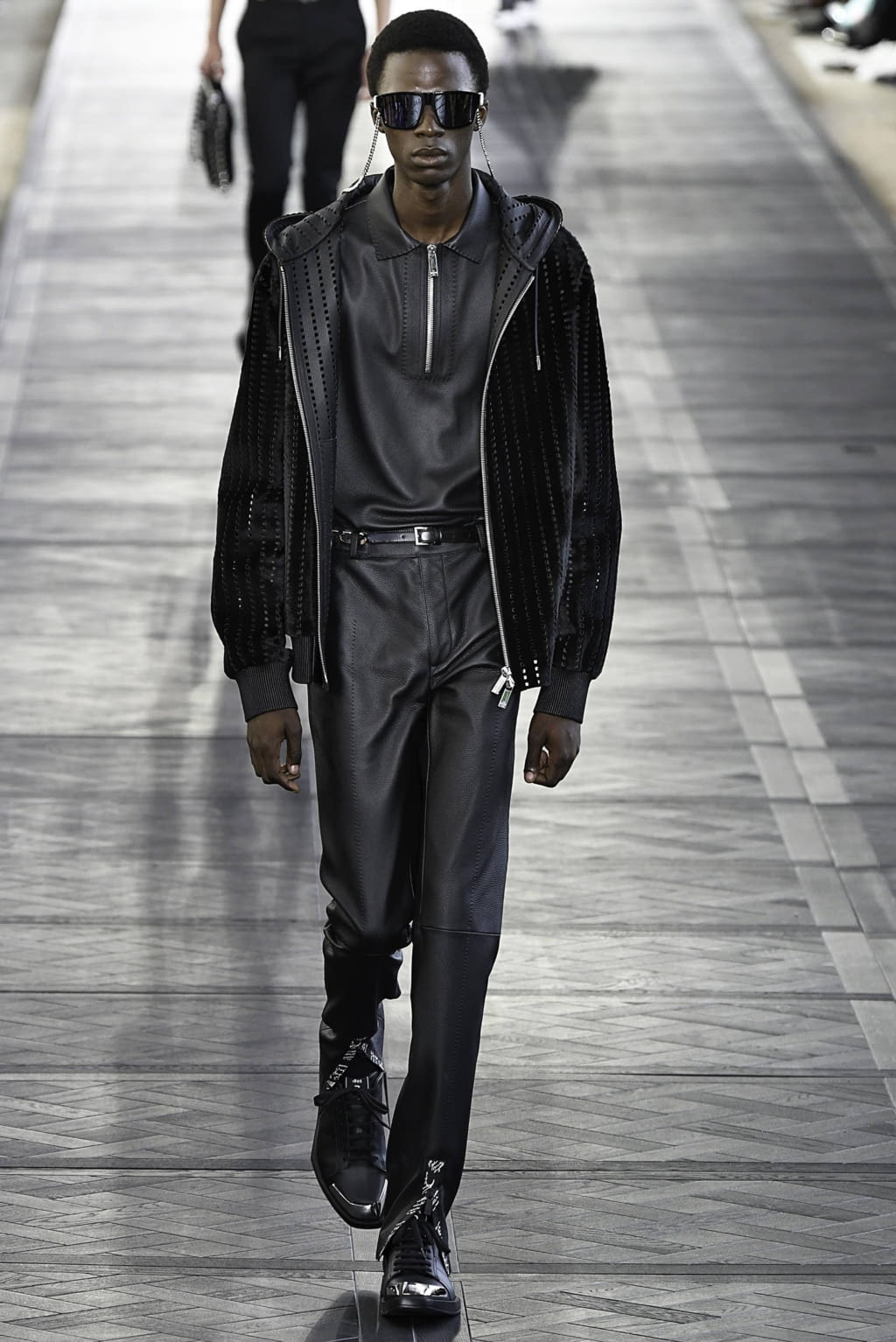 Fashion Week Paris Spring/Summer 2020 look 46 from the Berluti collection 男装