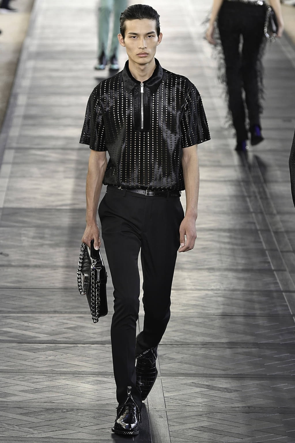 Fashion Week Paris Spring/Summer 2020 look 48 from the Berluti collection 男装