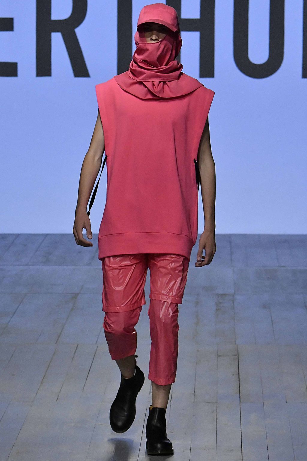 Fashion Week London Spring/Summer 2019 look 13 from the Berthold collection menswear