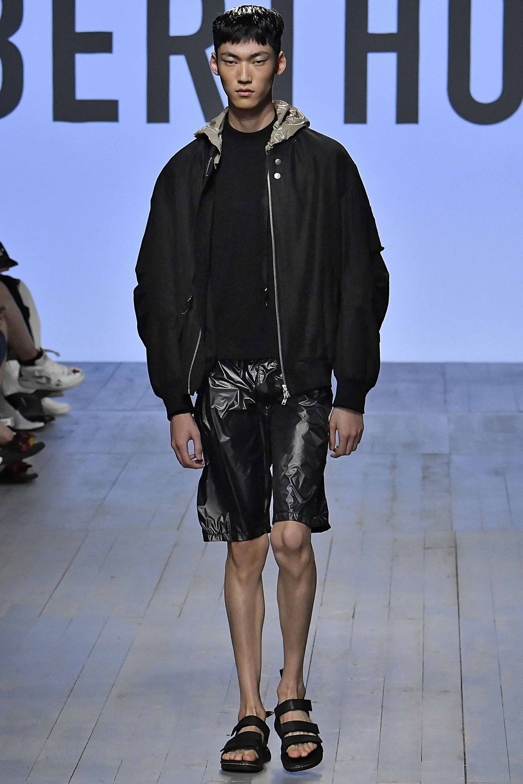 Fashion Week London Spring/Summer 2019 look 16 from the Berthold collection menswear